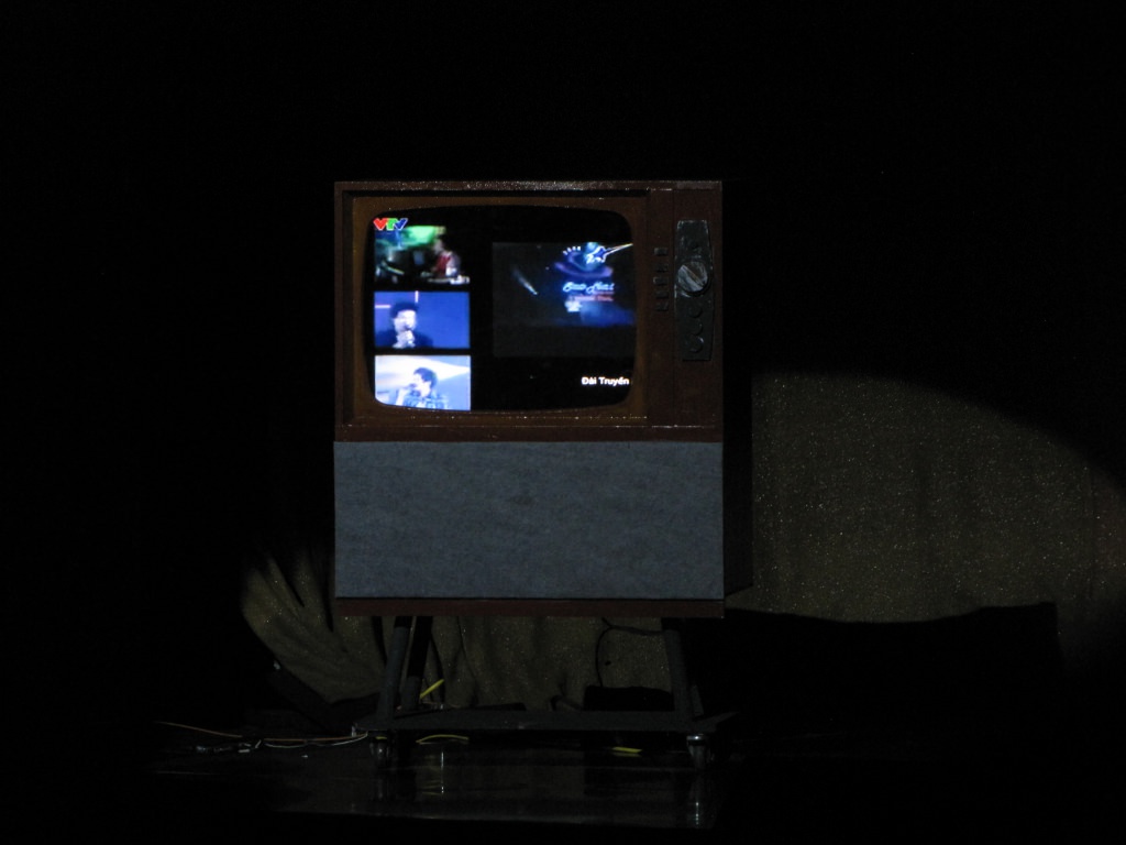 Café-in-Concert, Nâu nóng