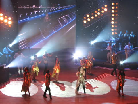 Mỹ Tâm trong live show Melodies of Time