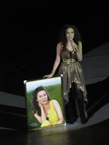 Mỹ Tâm trong live show Melodies of Time