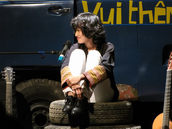 Lê Cát Trọng Lý trong live show Vui Thêm