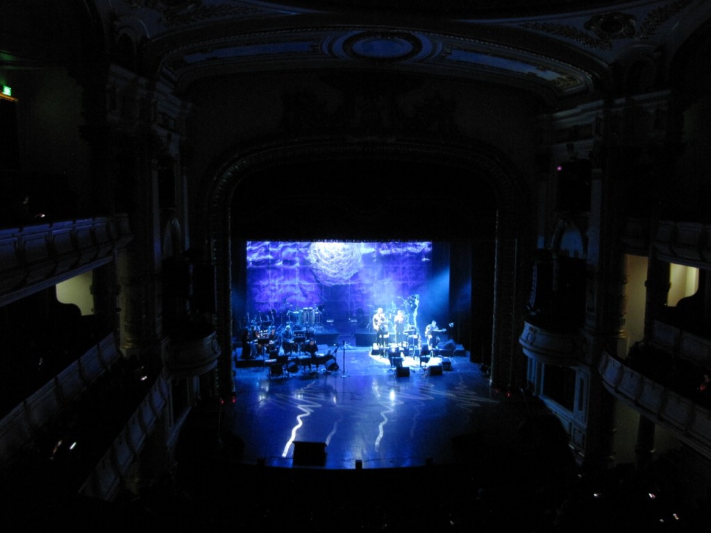 Concert Sóng Hấp Dẫn của Hoàng Quyên